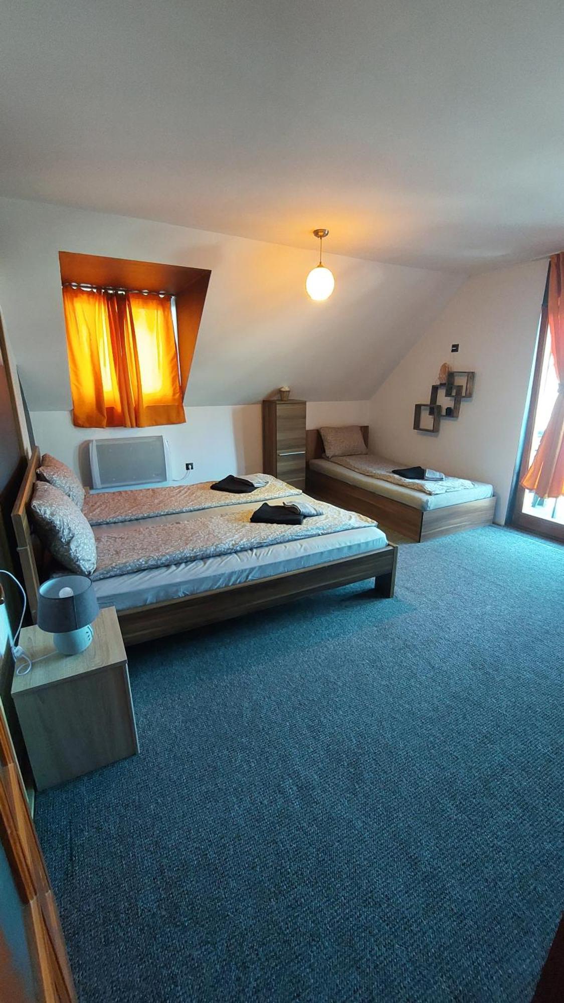 Morrison Apartments Miercurea Ciuc Zimmer foto