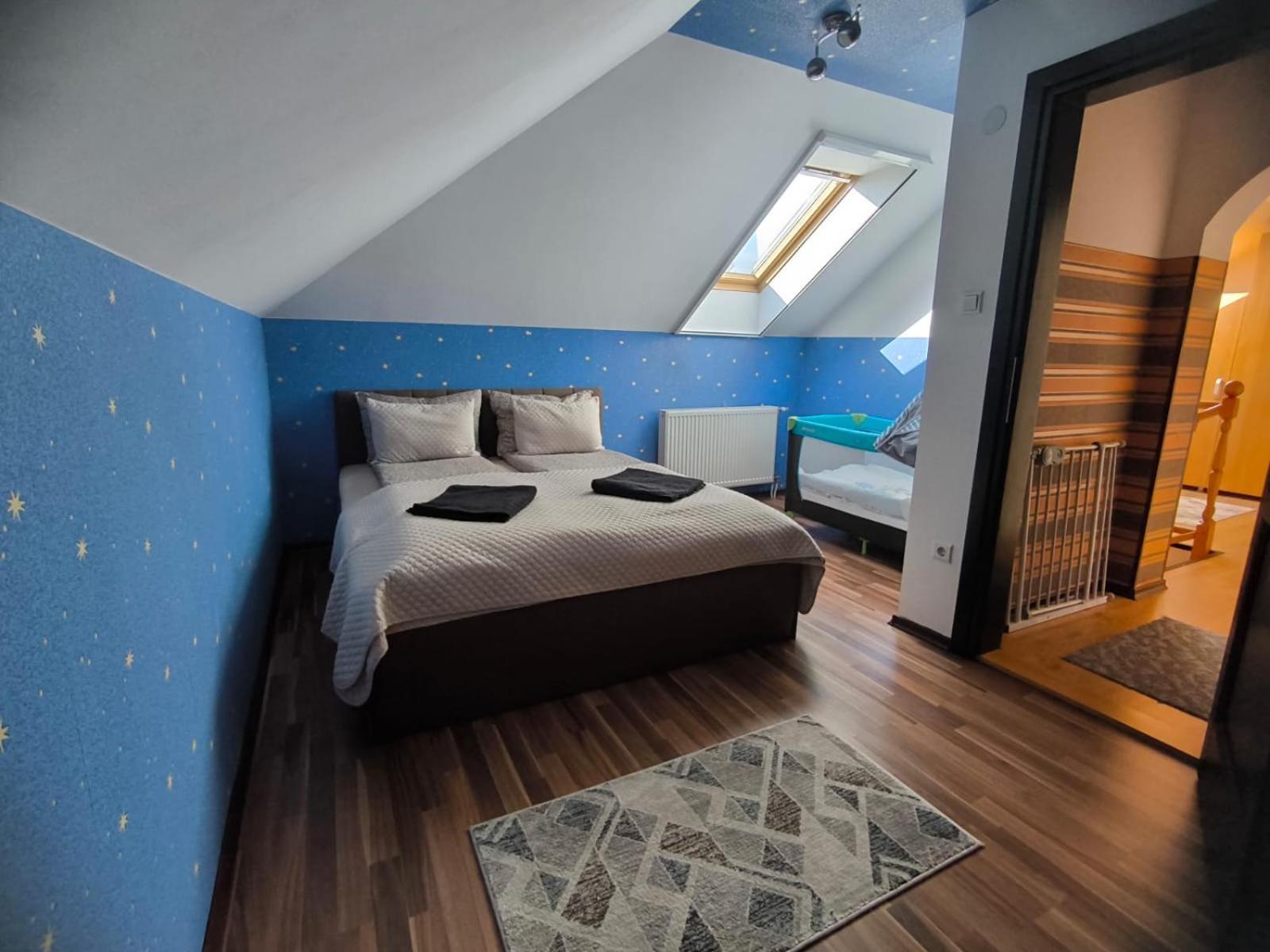 Morrison Apartments Miercurea Ciuc Zimmer foto